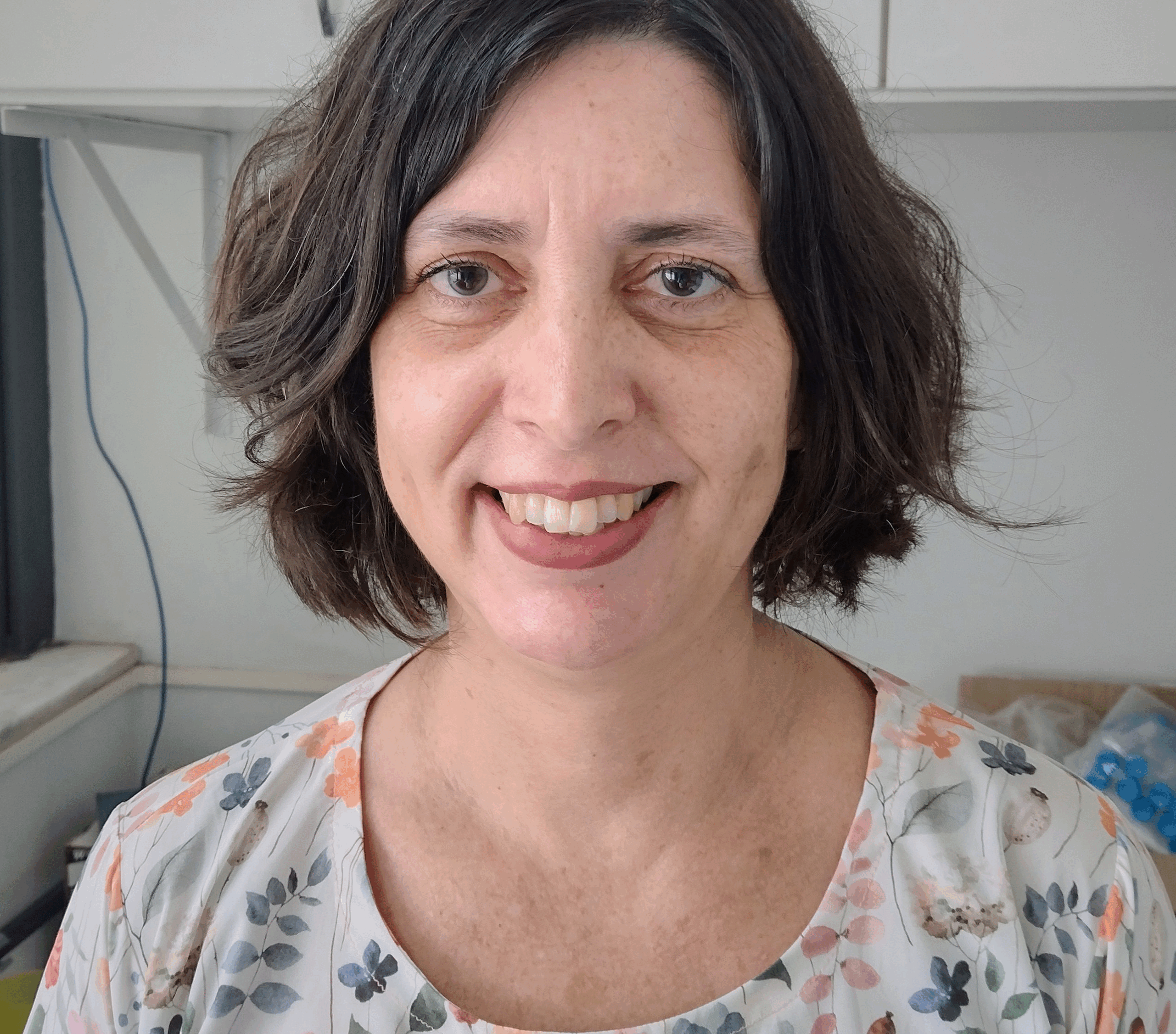 Prof. Rosana C. Cruz